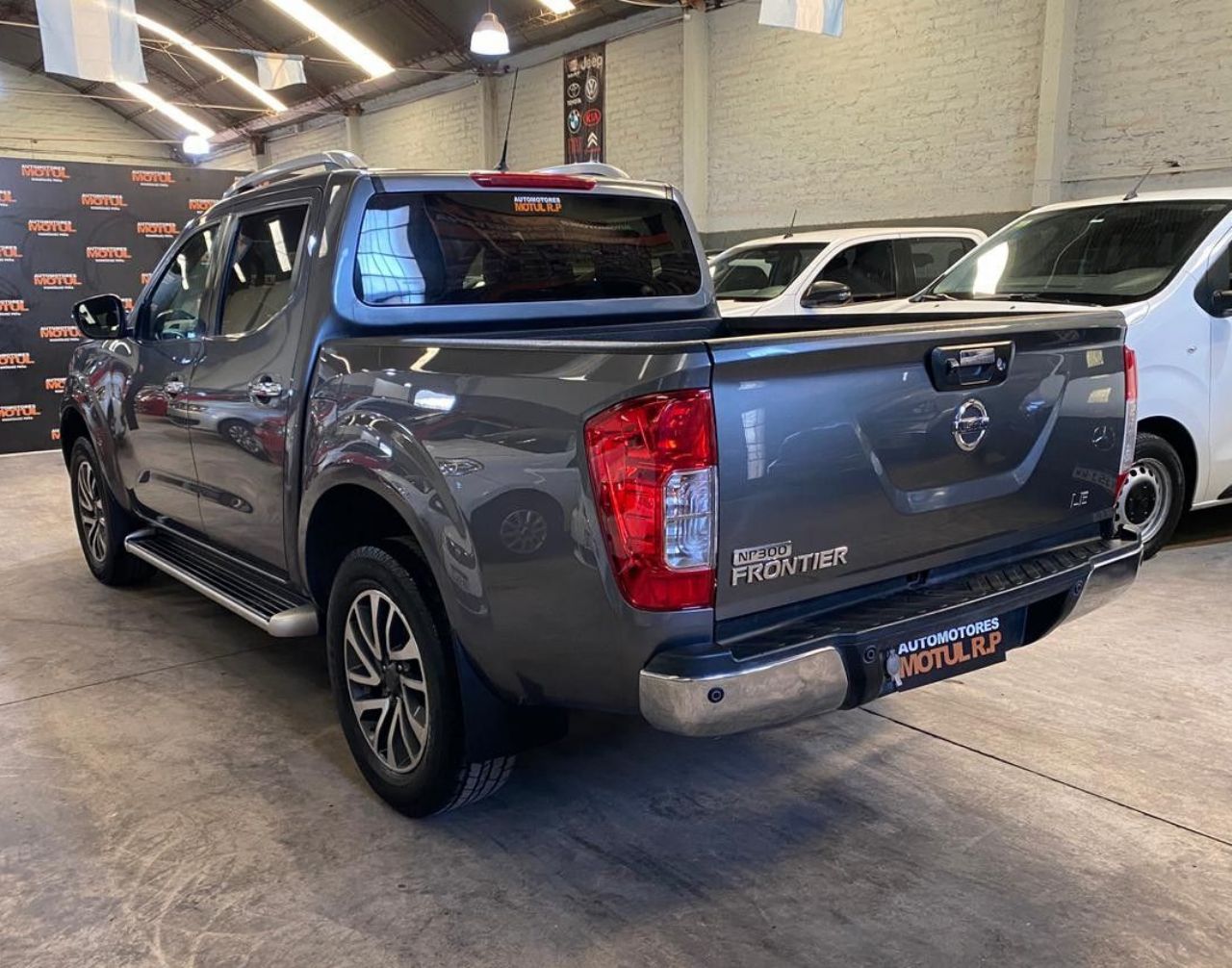 Nissan NP 300 Usada en Mendoza, deRuedas