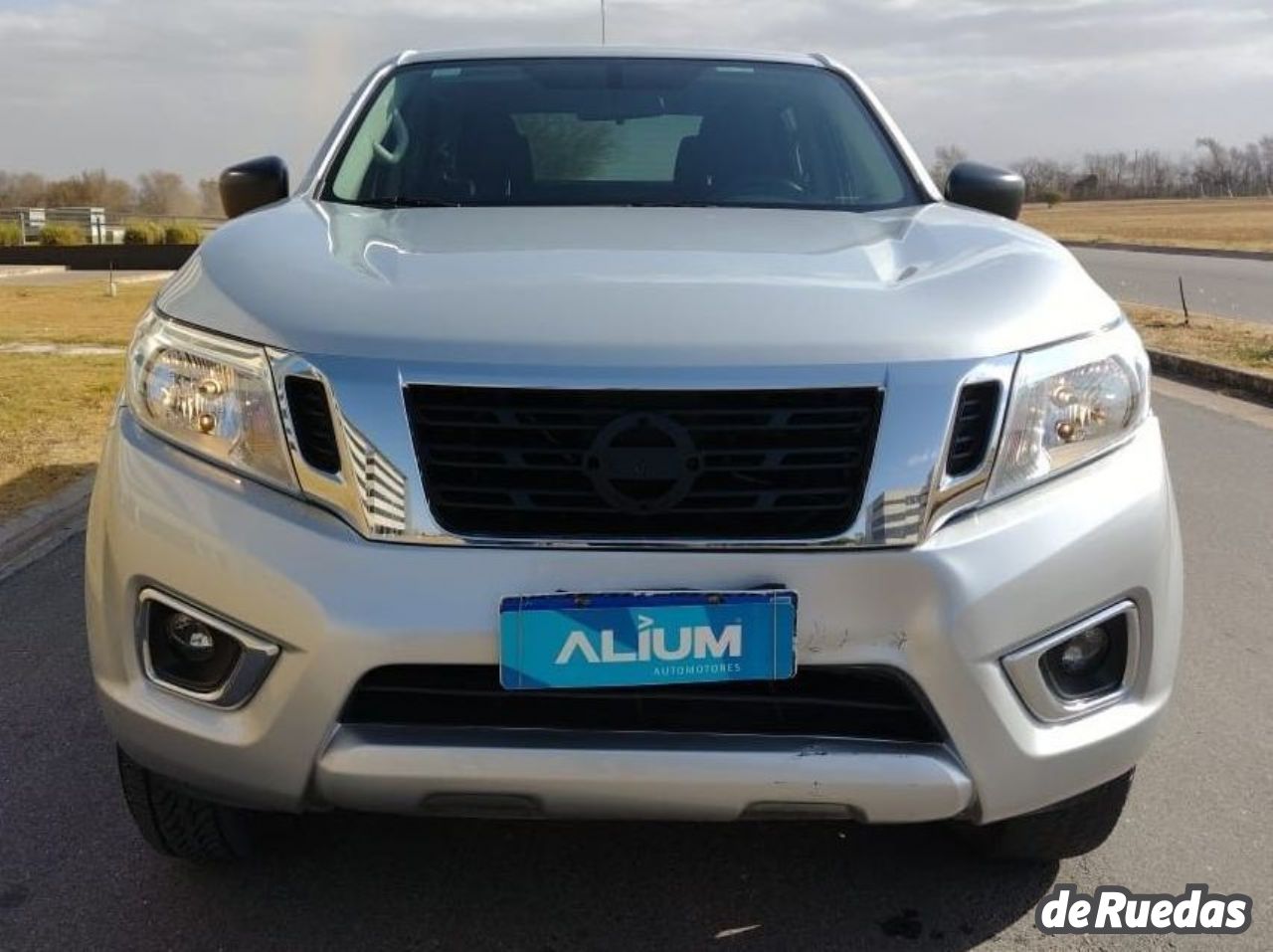 Nissan NP 300 Usada en Córdoba, deRuedas