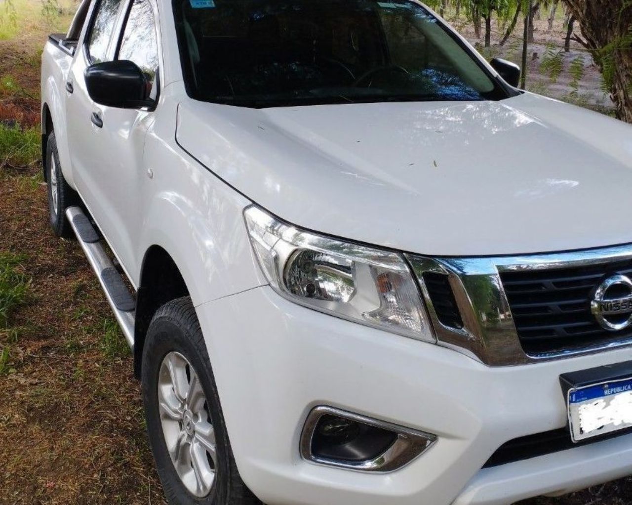 Nissan NP 300 Usada en Mendoza, deRuedas