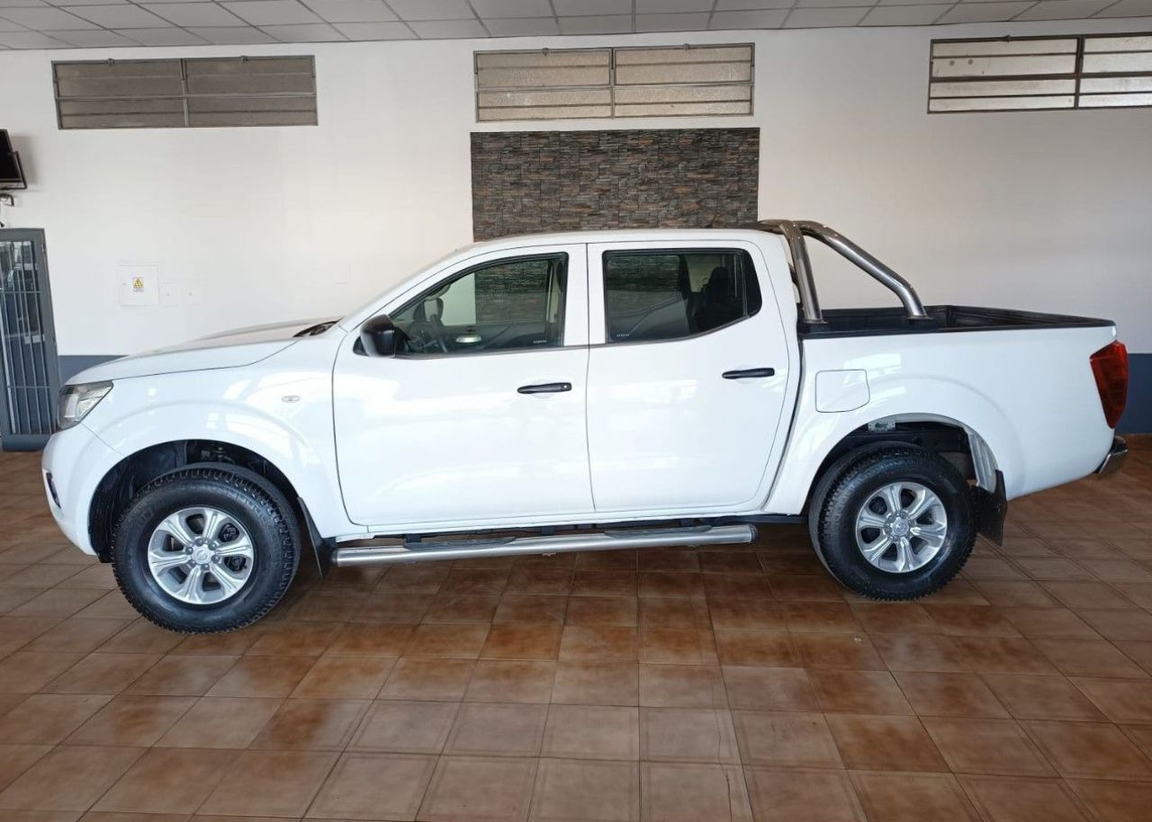 Nissan NP 300 Usada en Mendoza, deRuedas