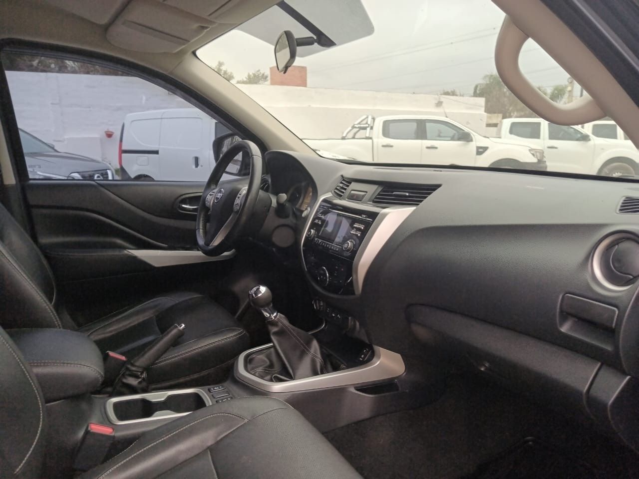 Nissan NP 300 Usada en Córdoba, deRuedas