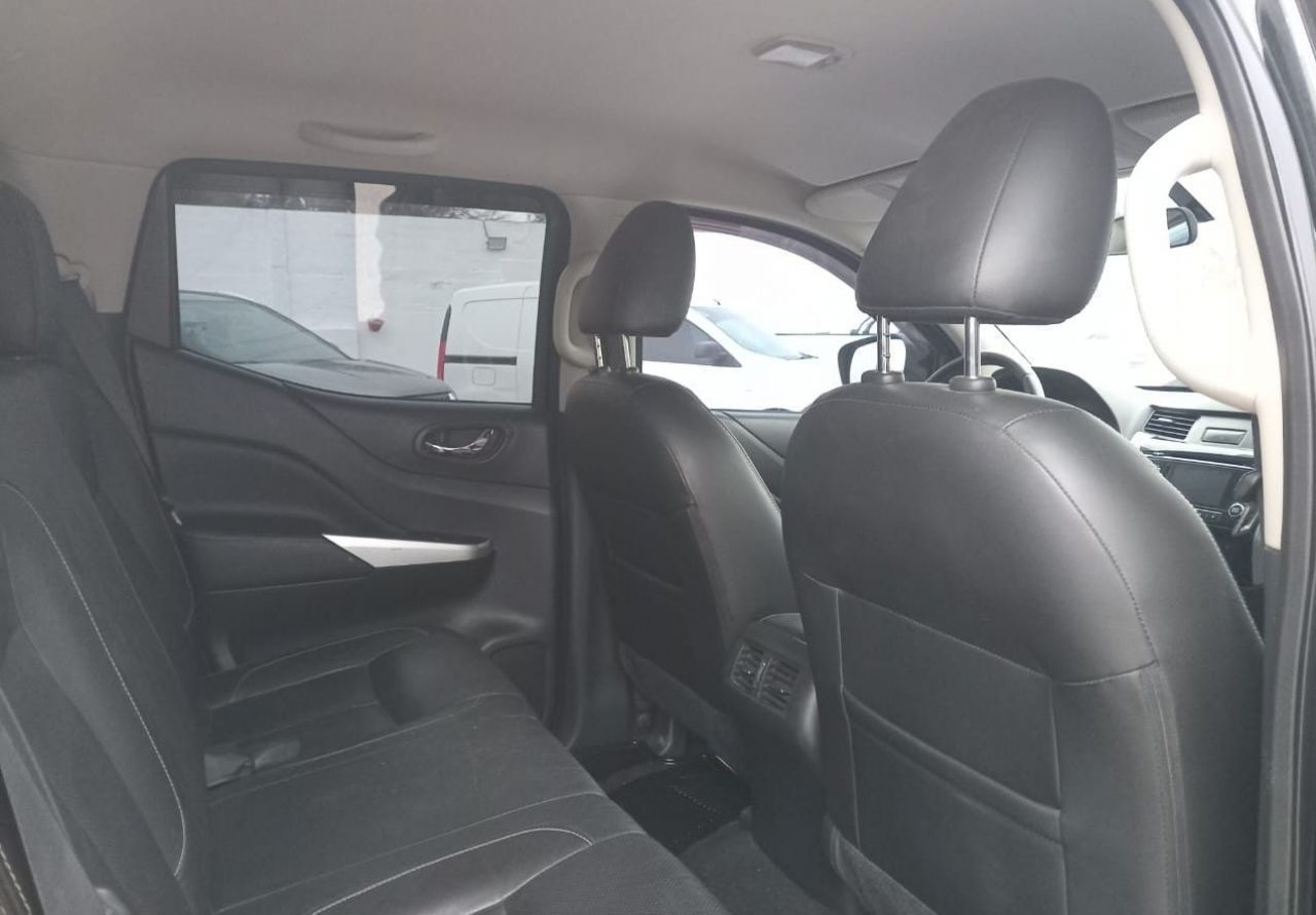Nissan NP 300 Usada en Córdoba, deRuedas