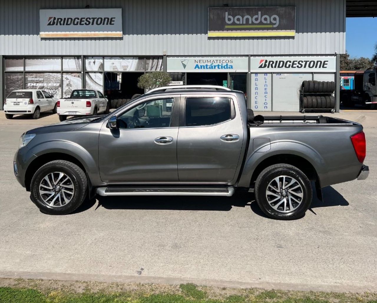Nissan NP 300 Usada en Buenos Aires, deRuedas