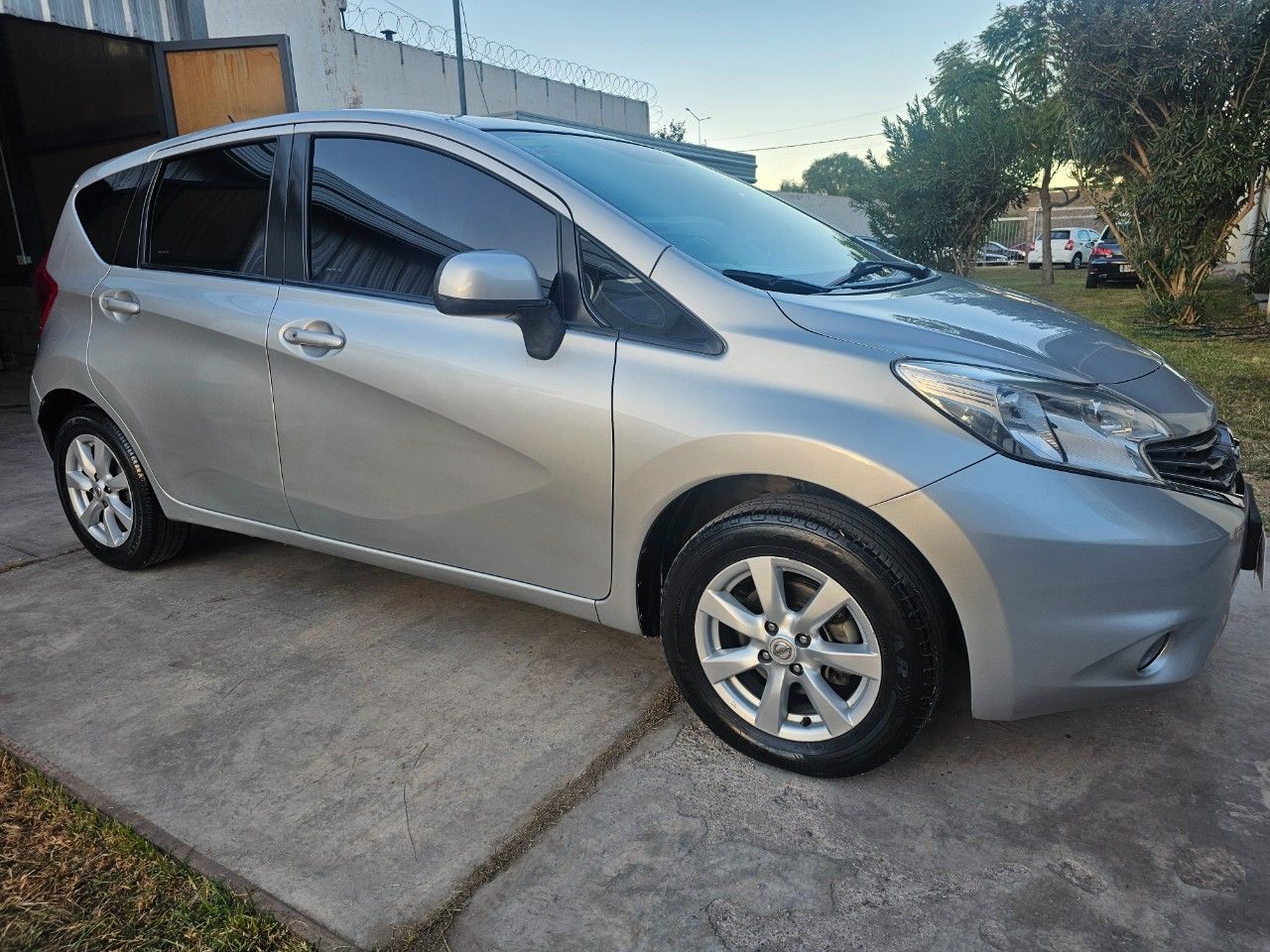 Nissan Note Usado Financiado en Mendoza, deRuedas