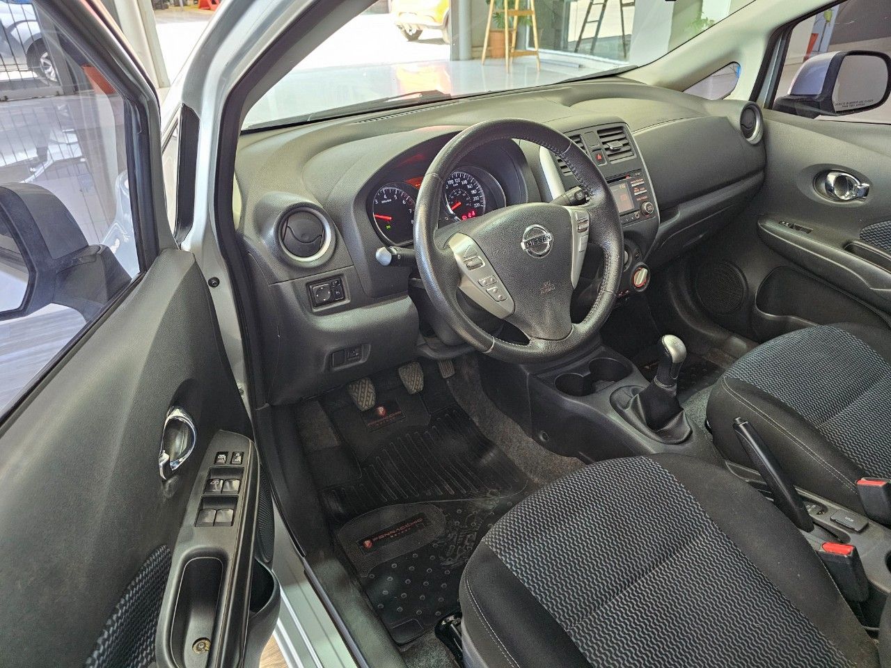 Nissan Note Usado Financiado en Mendoza, deRuedas