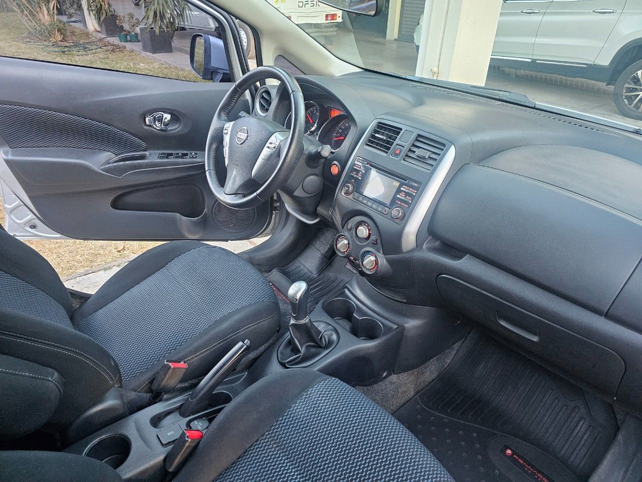 Nissan Note Usado Financiado en Mendoza, deRuedas