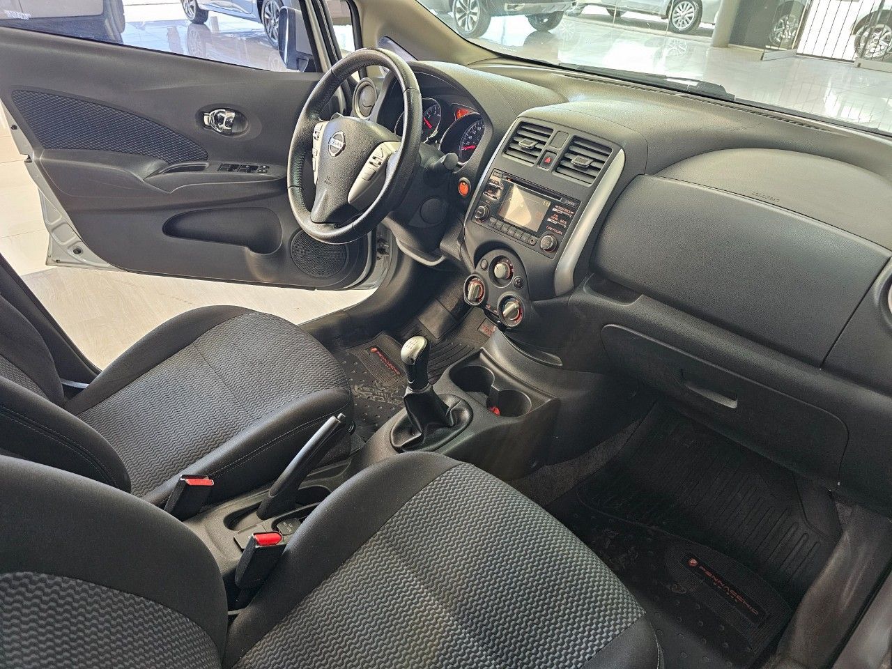 Nissan Note Usado Financiado en Mendoza, deRuedas