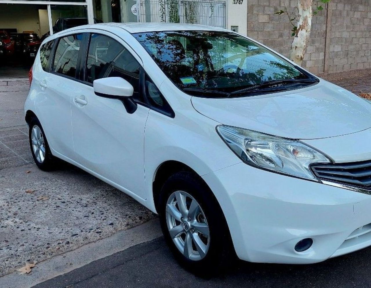 Nissan Note Usado Financiado en Mendoza, deRuedas