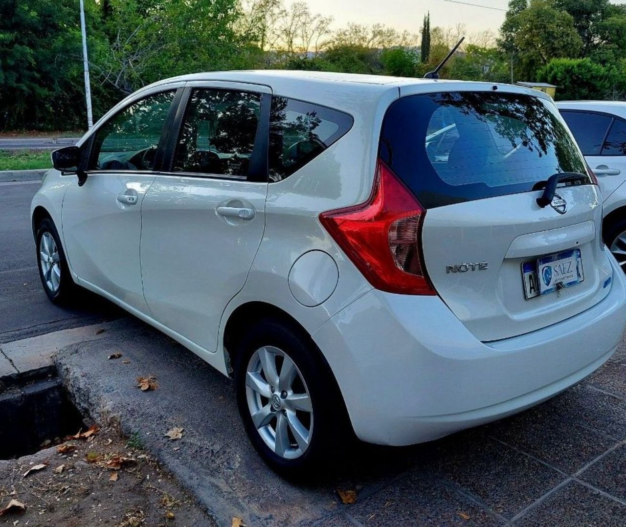 Nissan Note Usado Financiado en Mendoza, deRuedas