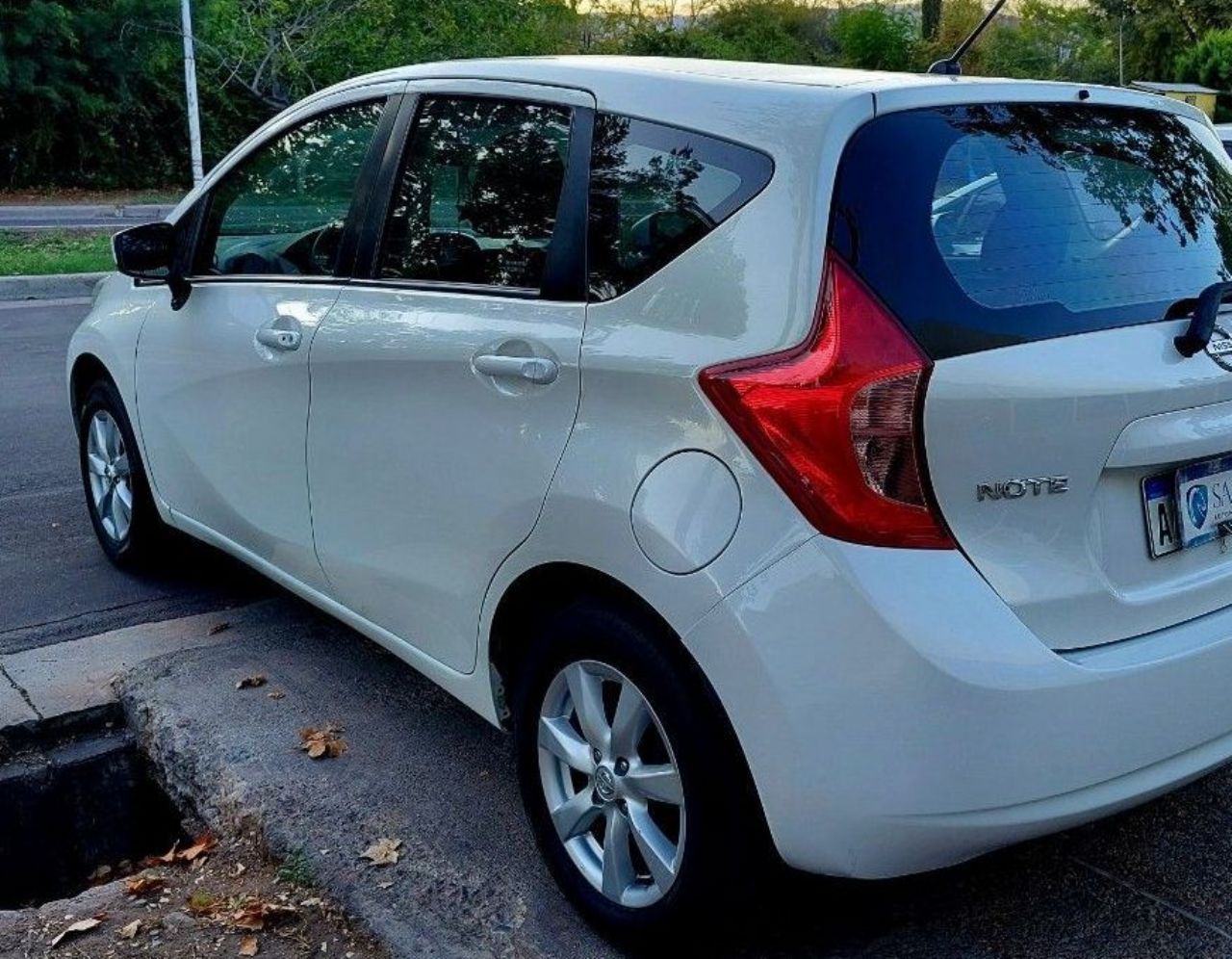 Nissan Note Usado Financiado en Mendoza, deRuedas
