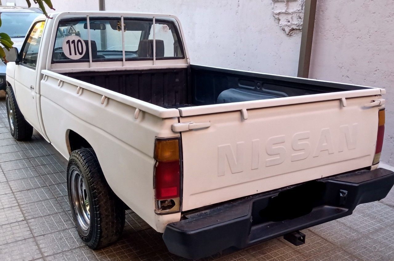 Nissan Pick-Up Usada en Mendoza, deRuedas