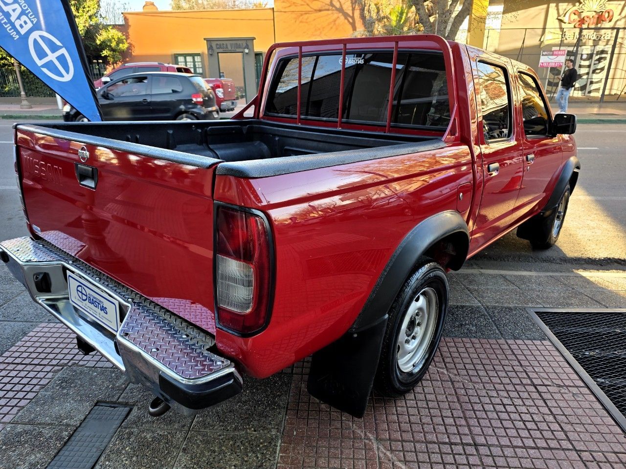 Nissan Pick-Up Usada en Mendoza, deRuedas