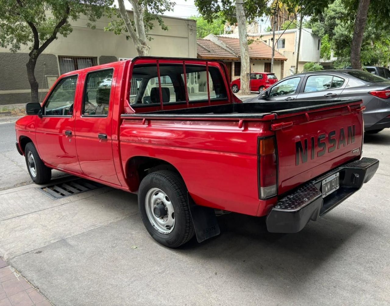 Nissan Pick-Up Usada en Mendoza, deRuedas