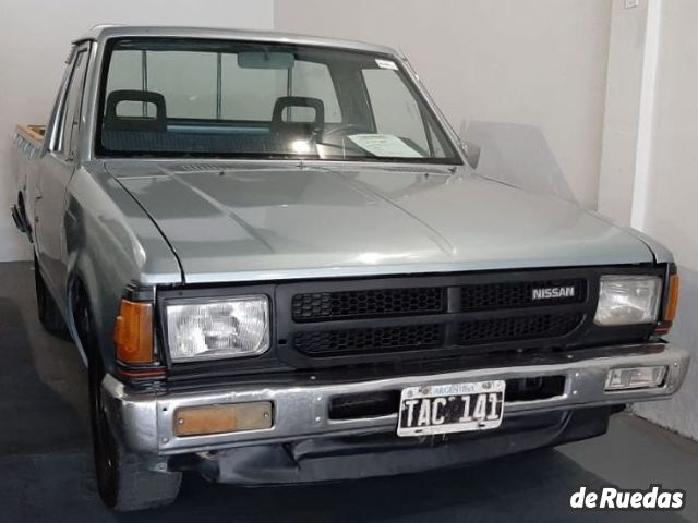 Nissan Pick-up Usada en Mendoza, deRuedas