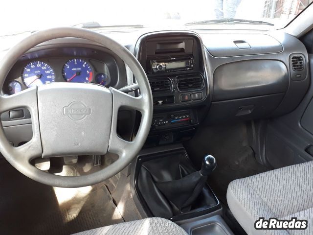 Nissan Pick-up Usada en Mendoza, deRuedas