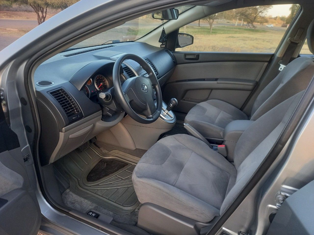 Nissan Sentra Usado en Mendoza, deRuedas