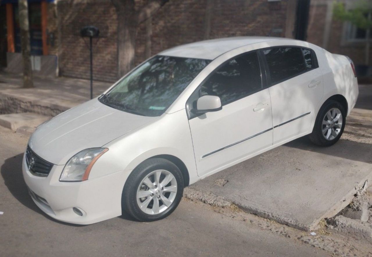 Nissan Sentra Usado en Mendoza, deRuedas