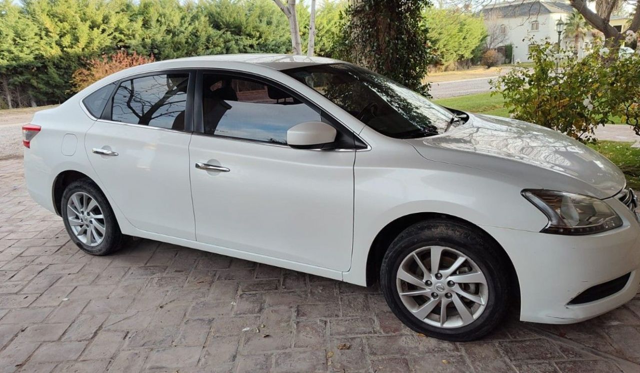 Nissan Sentra Usado en Mendoza, deRuedas