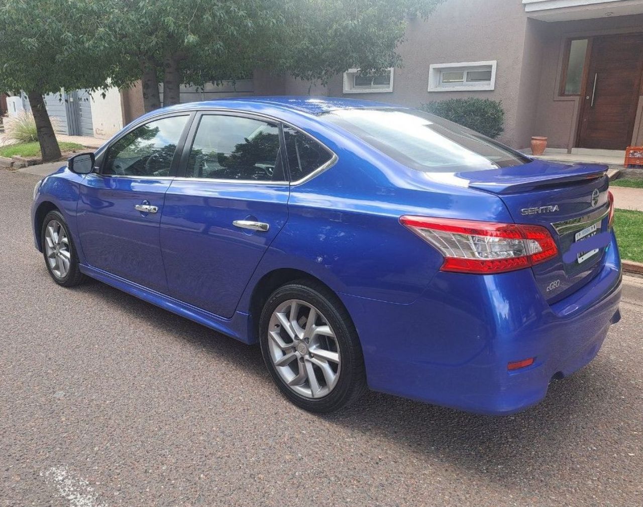 Nissan Sentra Usado en Mendoza, deRuedas