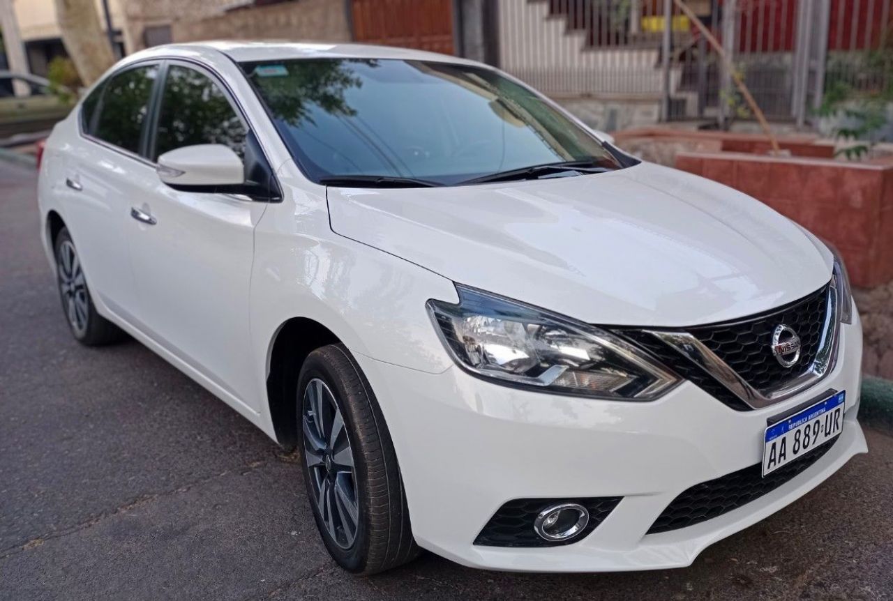 Nissan Sentra Usado en Mendoza, deRuedas