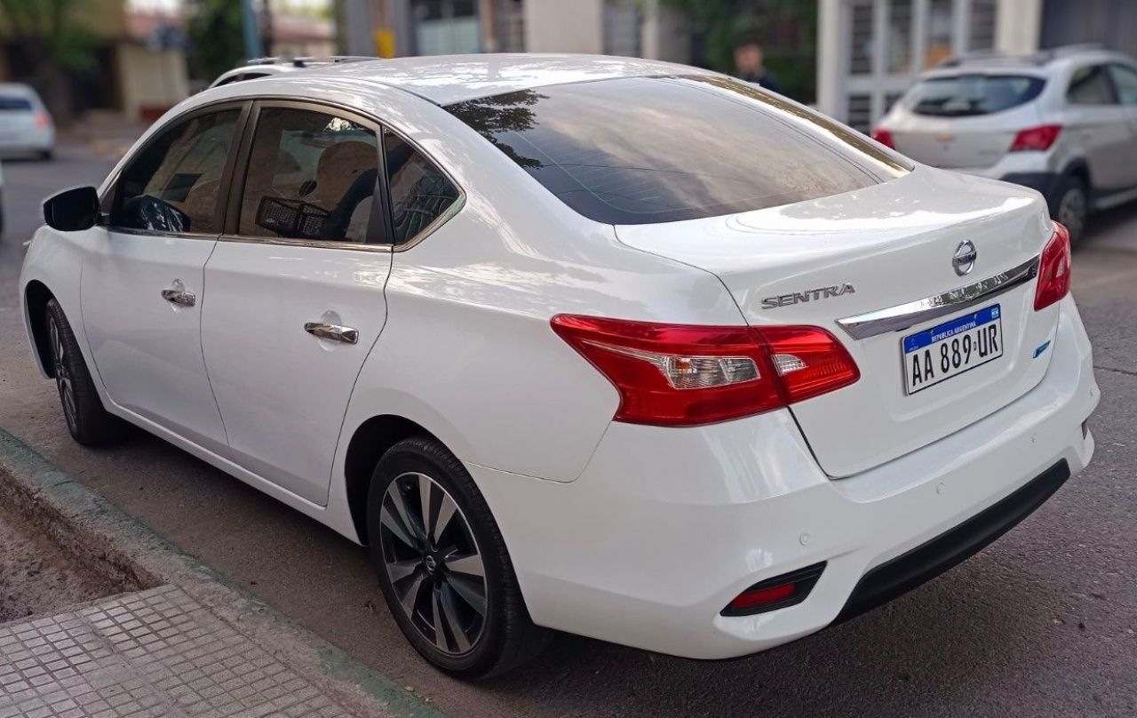 Nissan Sentra Usado en Mendoza, deRuedas