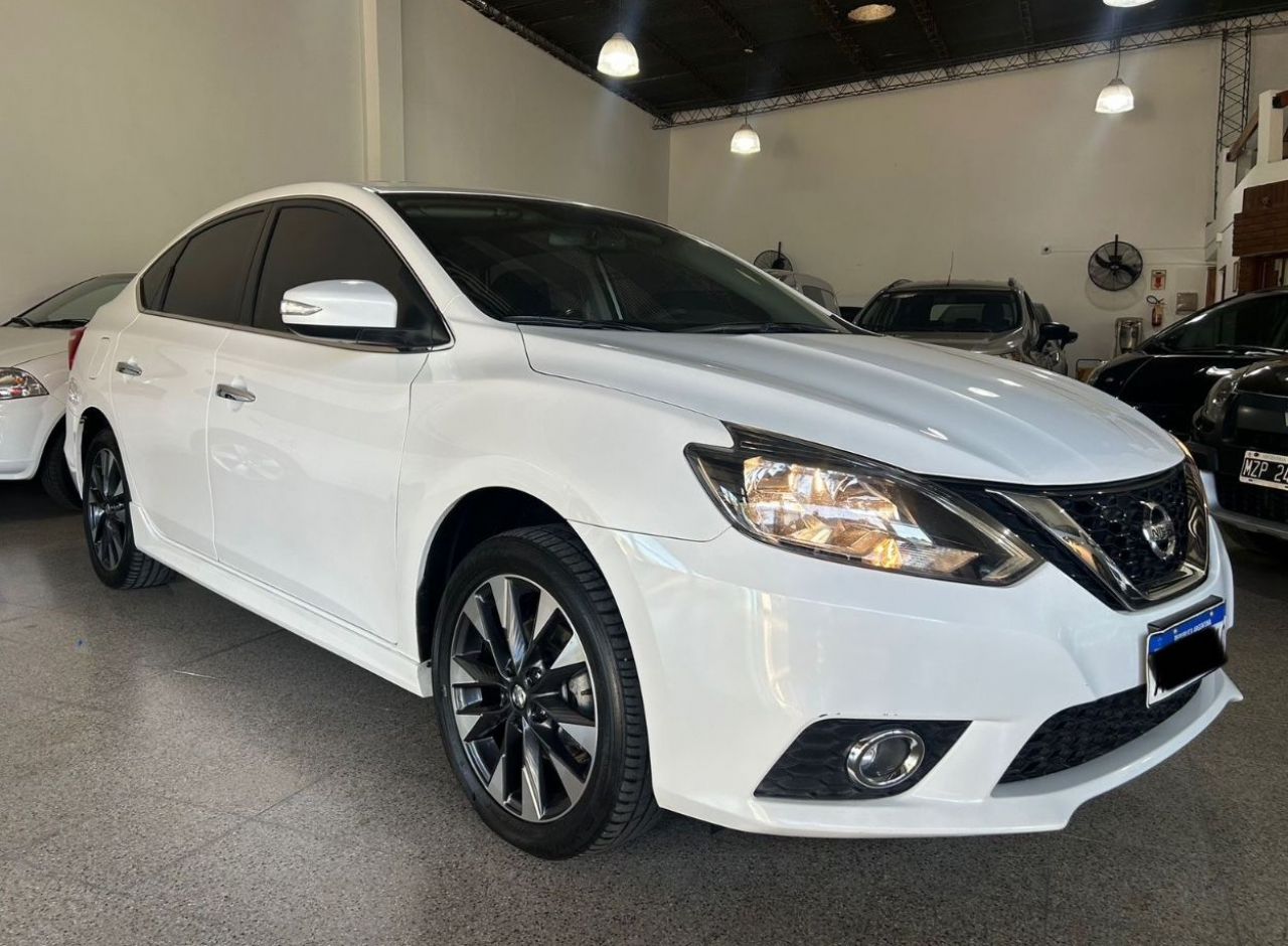 Nissan Sentra Usado Financiado en Córdoba, deRuedas