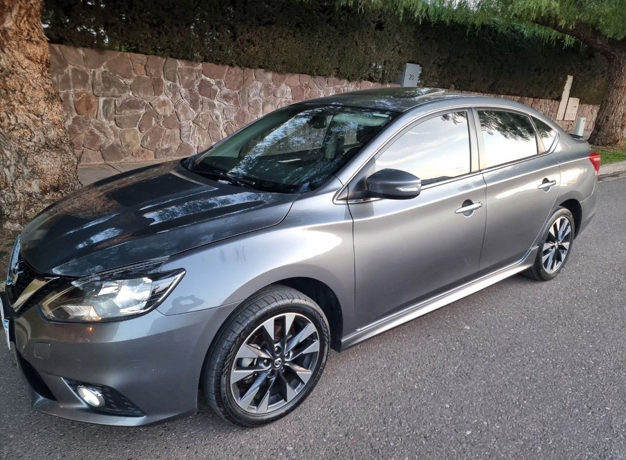 Nissan Sentra Usado en Mendoza, deRuedas
