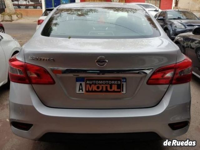 Nissan Sentra Usado en Mendoza, deRuedas