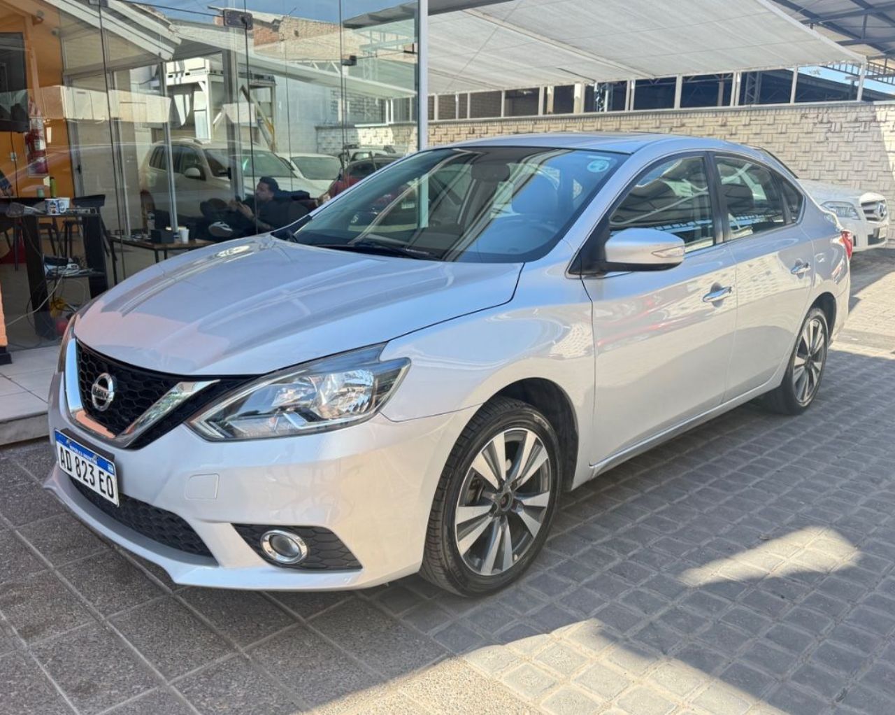 Nissan Sentra Usado Financiado en Mendoza, deRuedas