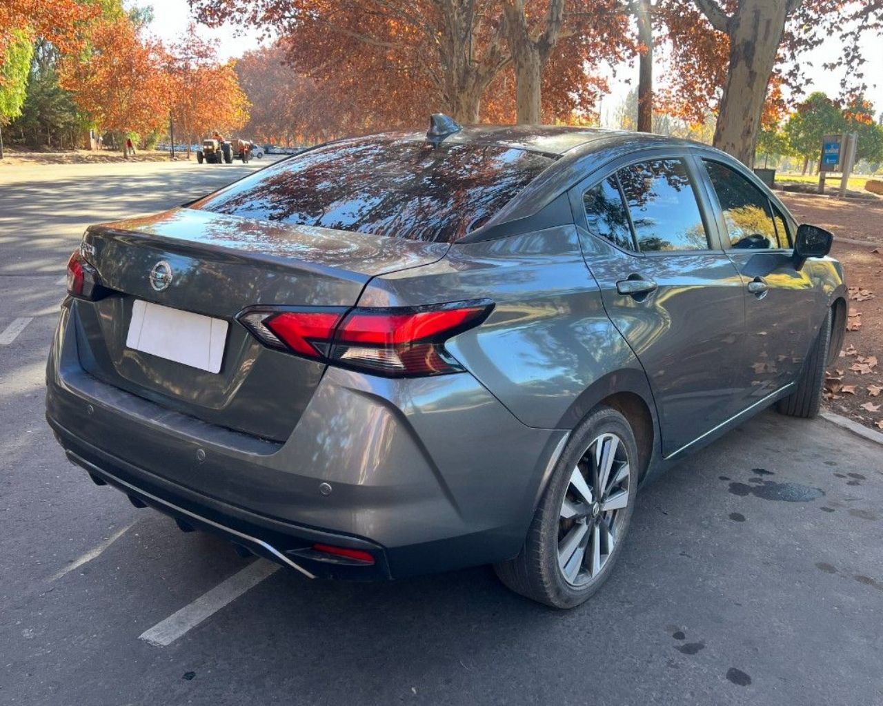 Nissan Sentra Usado Financiado en Mendoza, deRuedas
