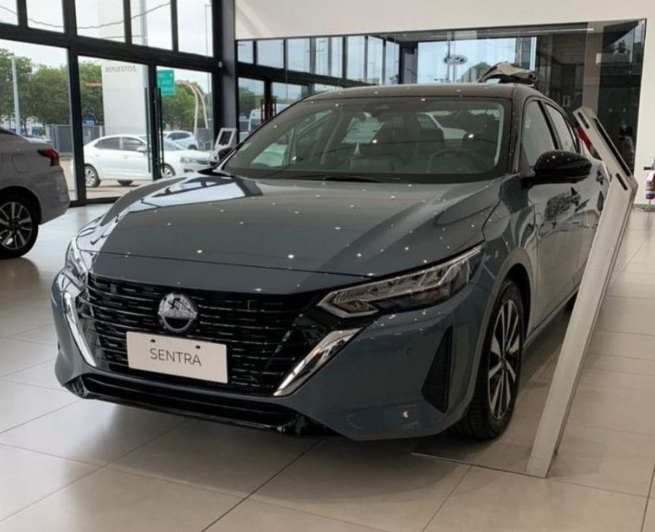 Nissan Sentra Nuevo en Córdoba, deRuedas
