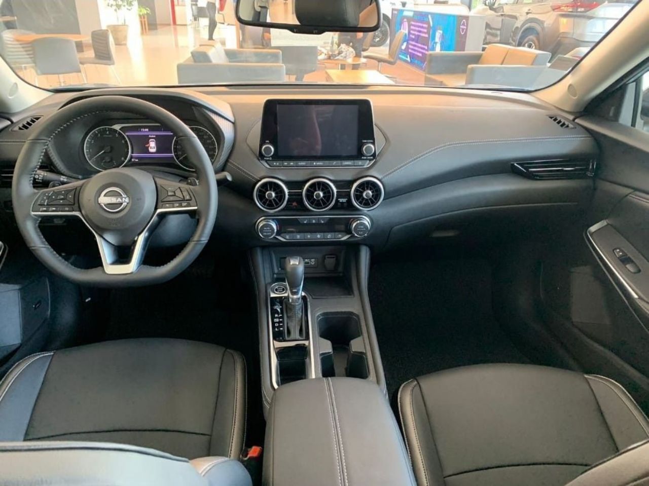 Nissan Sentra Nuevo en Córdoba, deRuedas