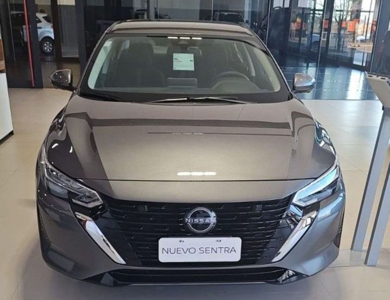 Nissan Sentra Nuevo en Córdoba, deRuedas