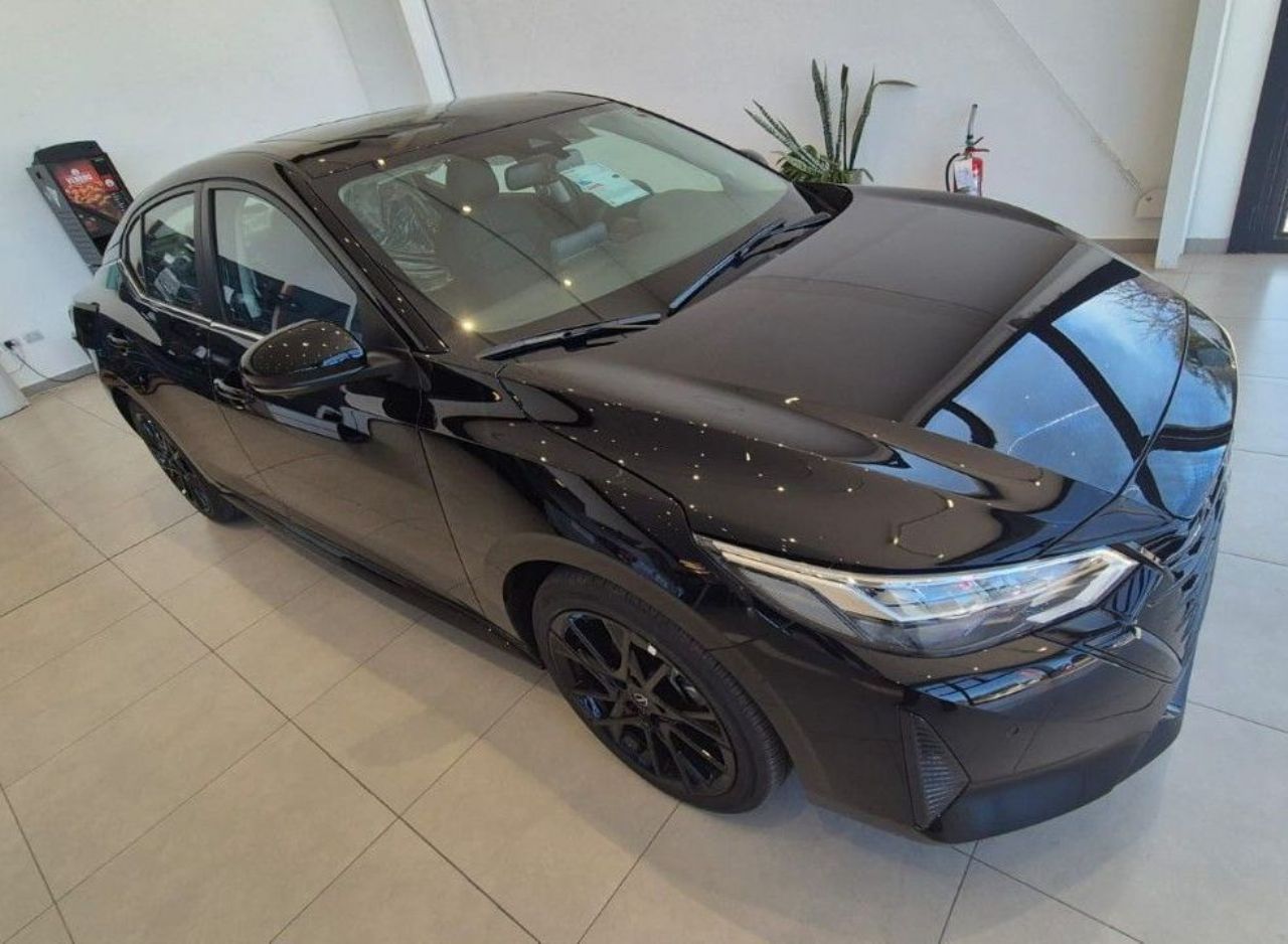 Nissan Sentra Nuevo en Córdoba, deRuedas