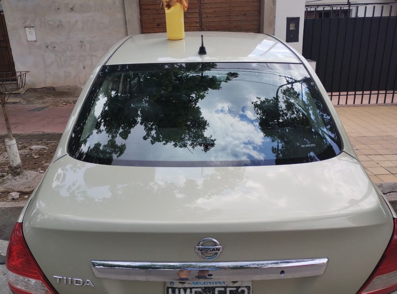 Nissan Tiida Usado en Mendoza, deRuedas