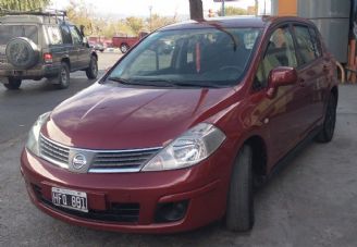 Nissan Tiida Usado en Mendoza Financiado