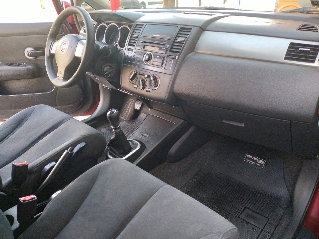 Nissan Tiida Usado Financiado en Mendoza, deRuedas