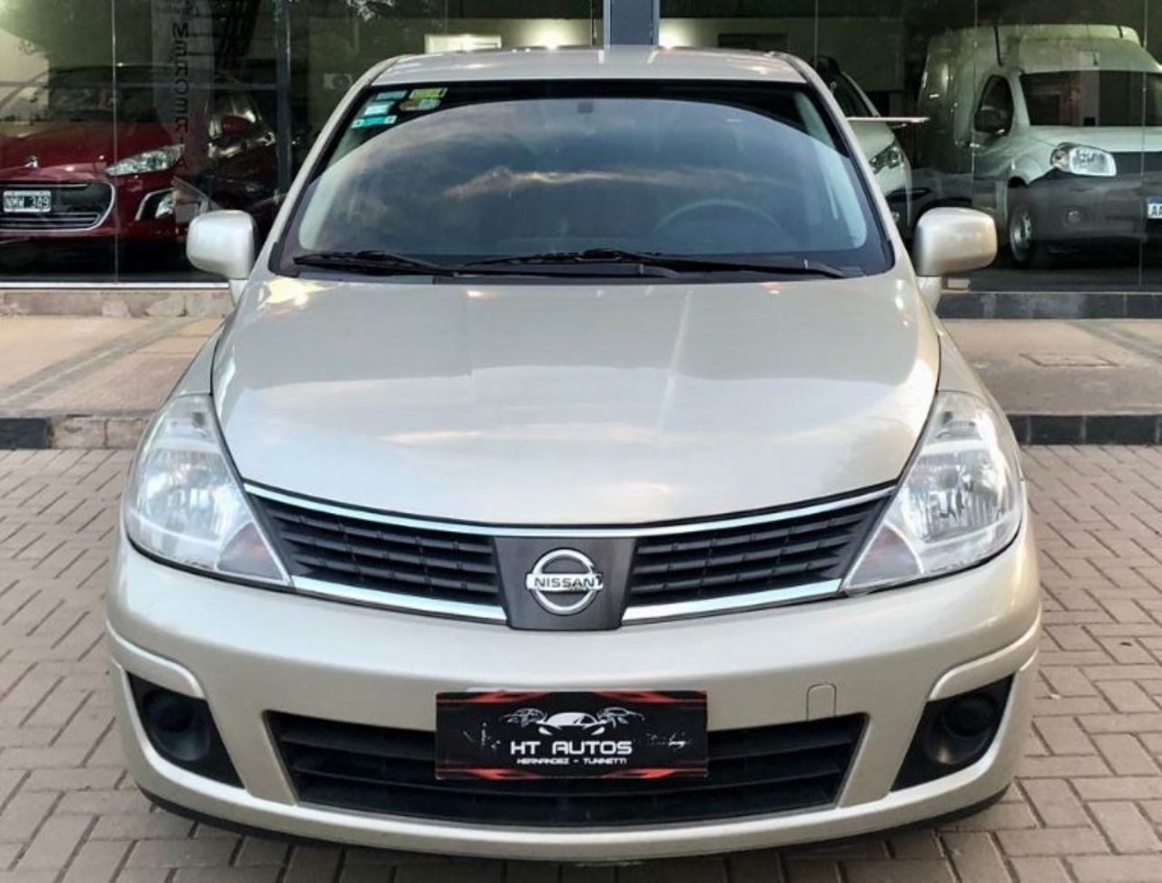 Nissan Tiida Usado en Córdoba, deRuedas