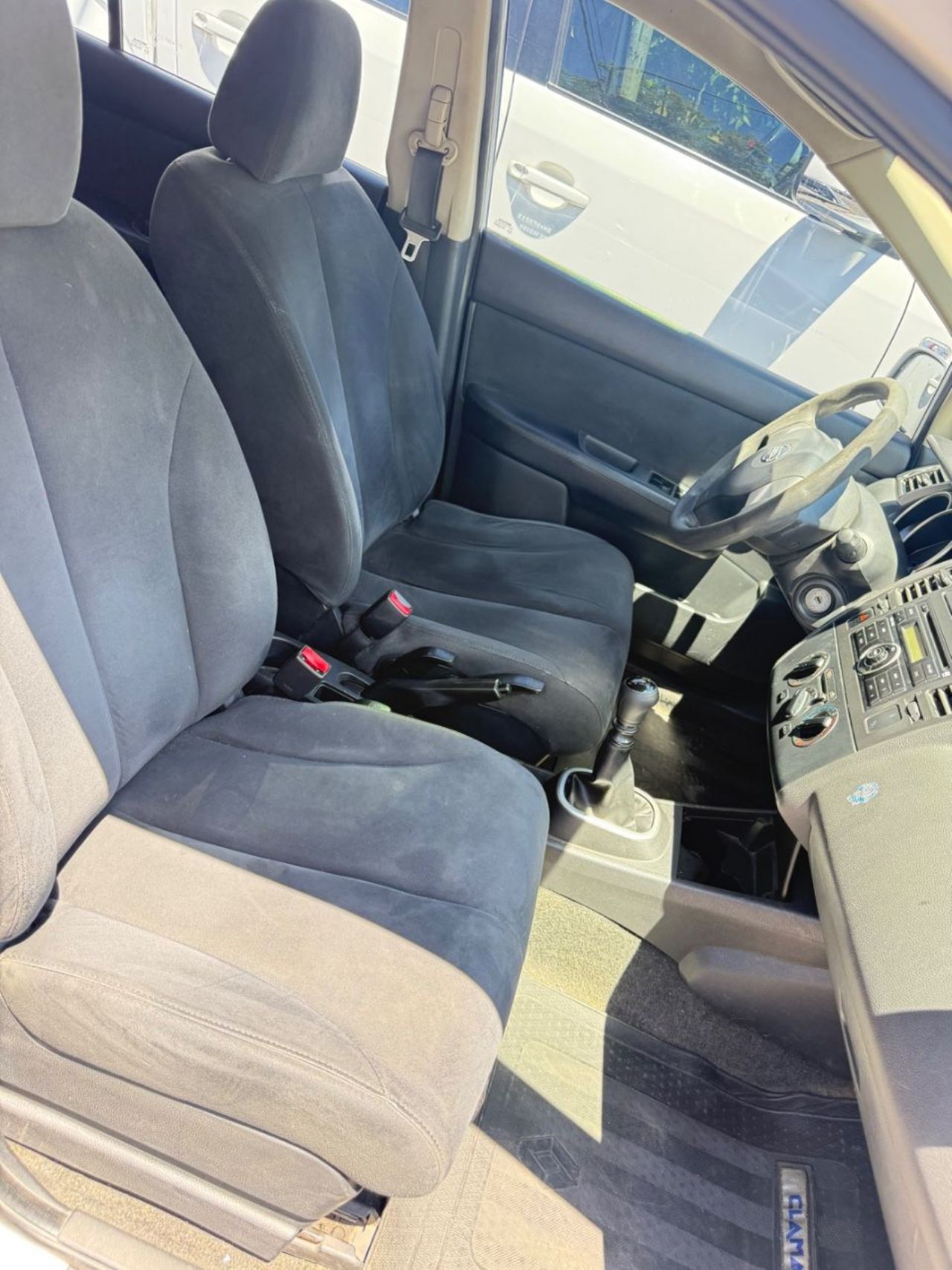 Nissan Tiida Usado en Mendoza, deRuedas