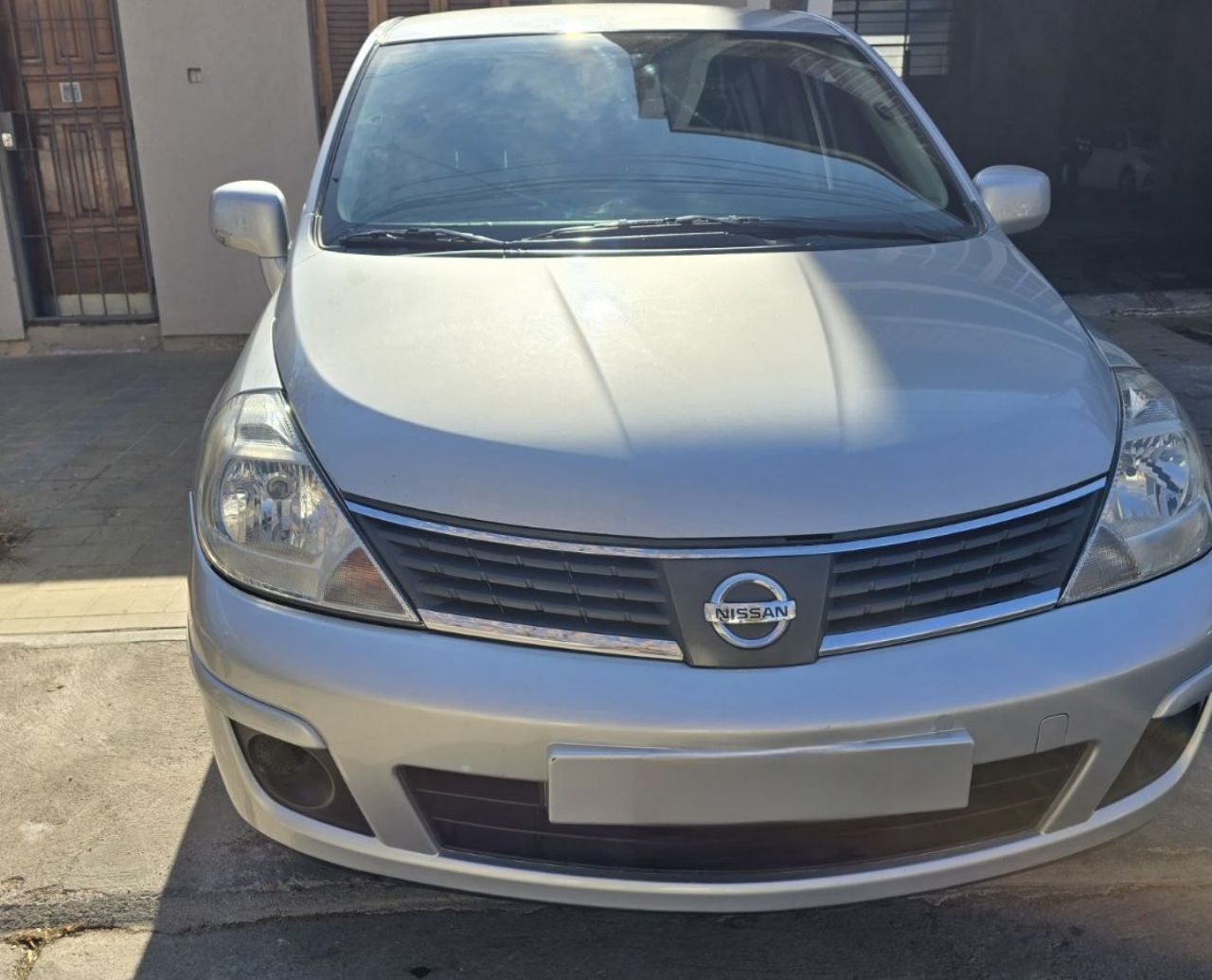 Nissan Tiida Usado en Mendoza, deRuedas