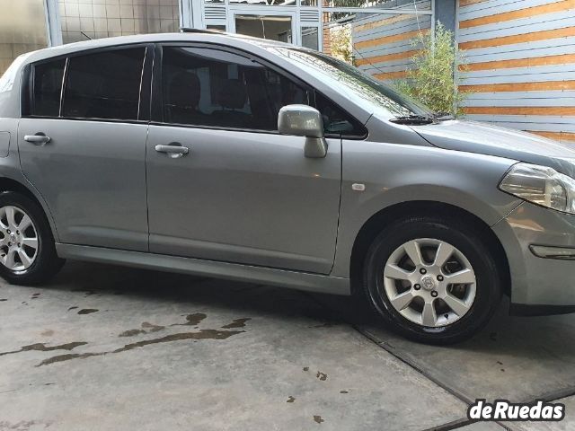 Nissan Tiida Usado en Mendoza, deRuedas