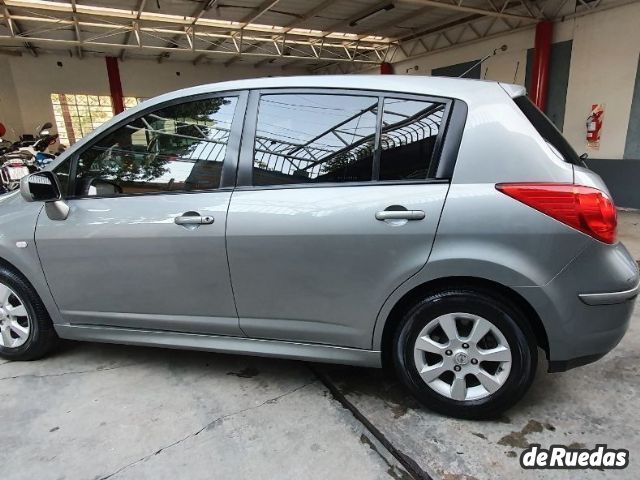 Nissan Tiida Usado en Mendoza, deRuedas