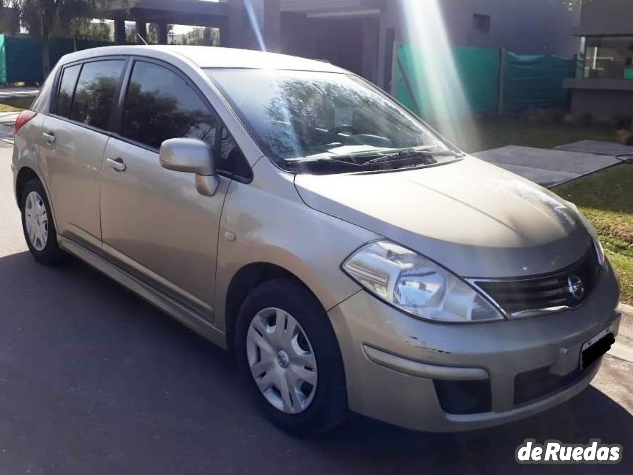 Nissan Tiida Usado en Mendoza, deRuedas