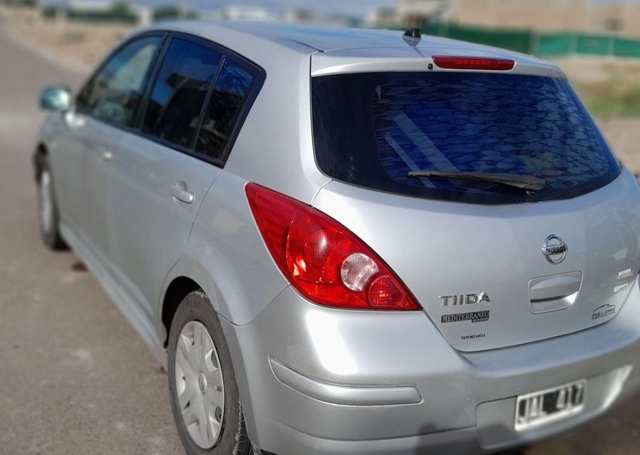 Nissan Tiida Usado en Mendoza, deRuedas