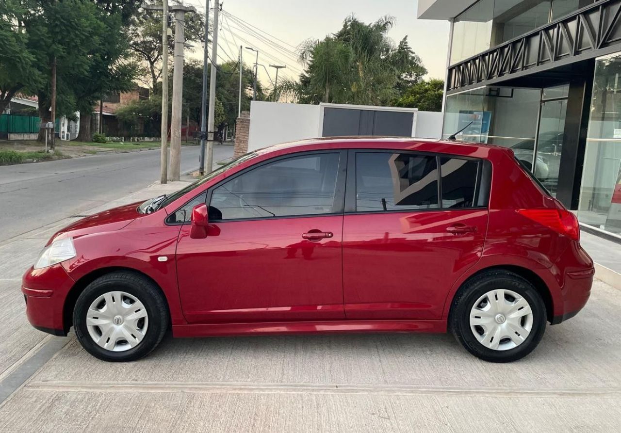 Nissan Tiida Usado en Córdoba, deRuedas