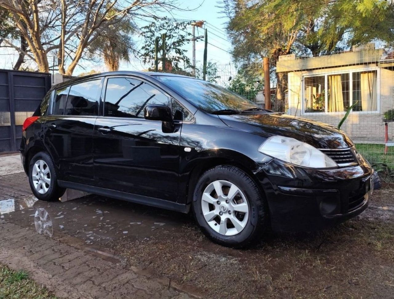 Nissan Tiida Usado en Córdoba, deRuedas