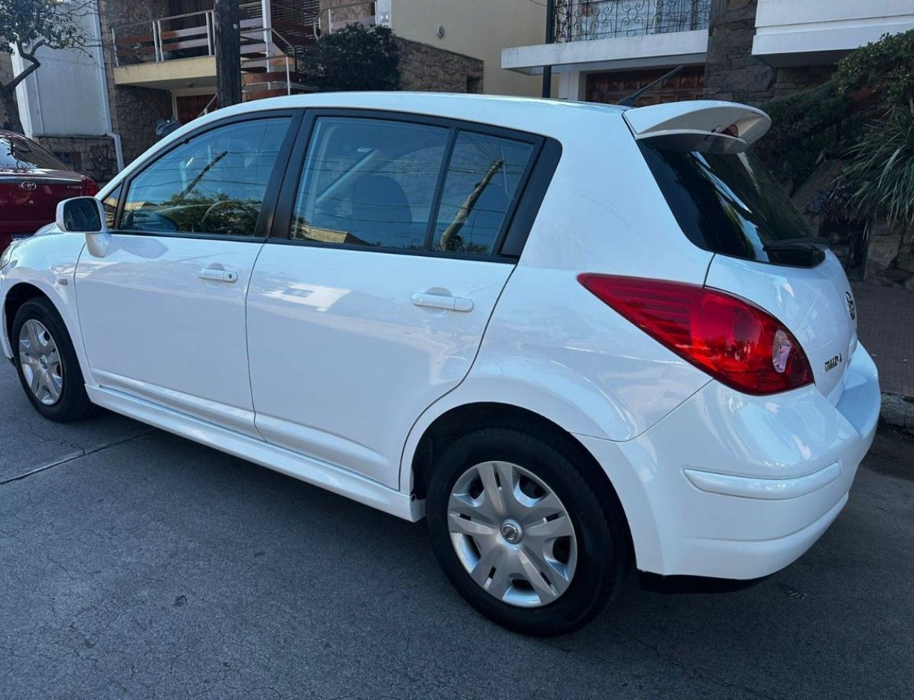 Nissan Tiida Usado en Córdoba, deRuedas