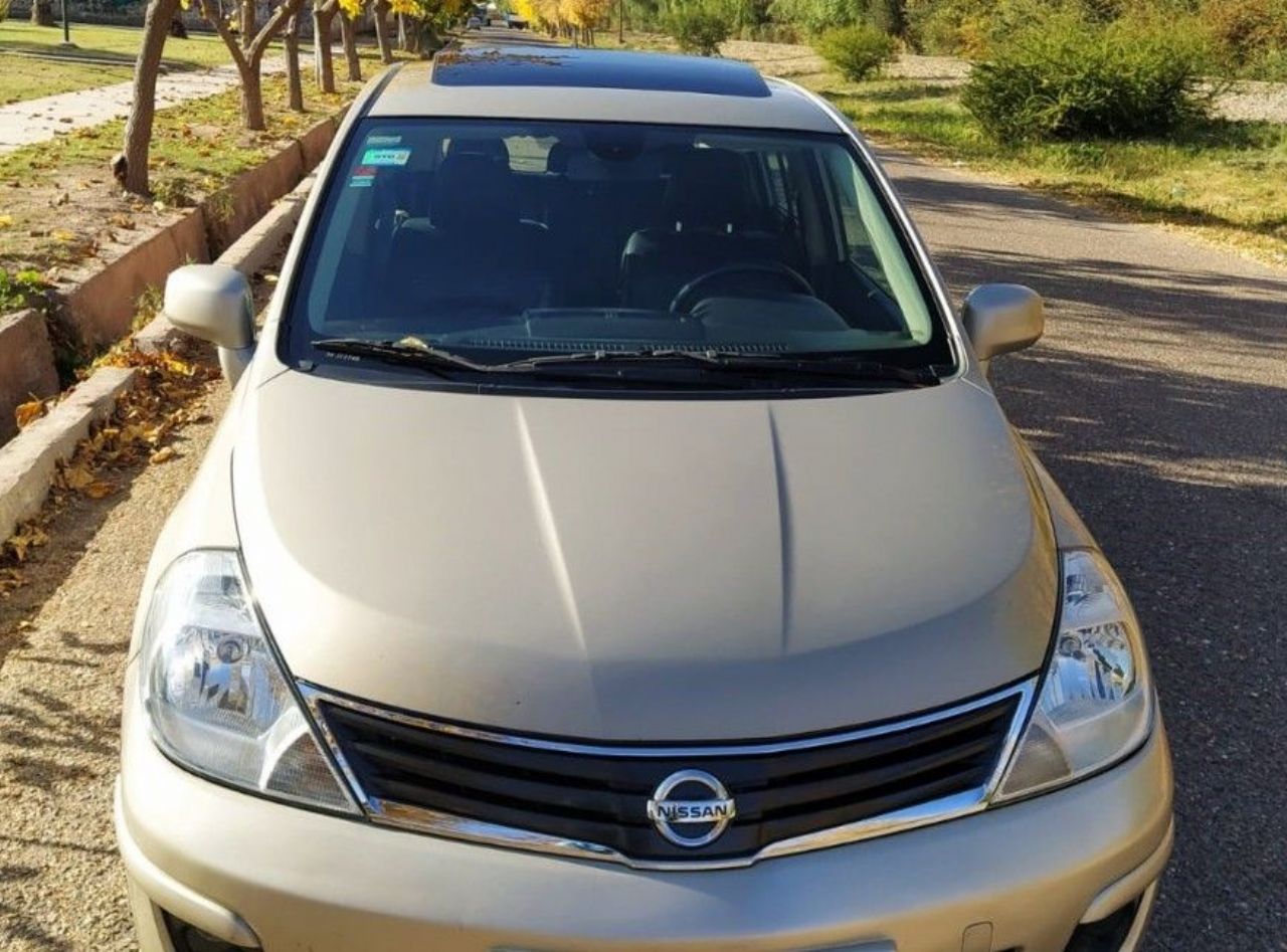 Nissan Tiida Usado en Mendoza, deRuedas