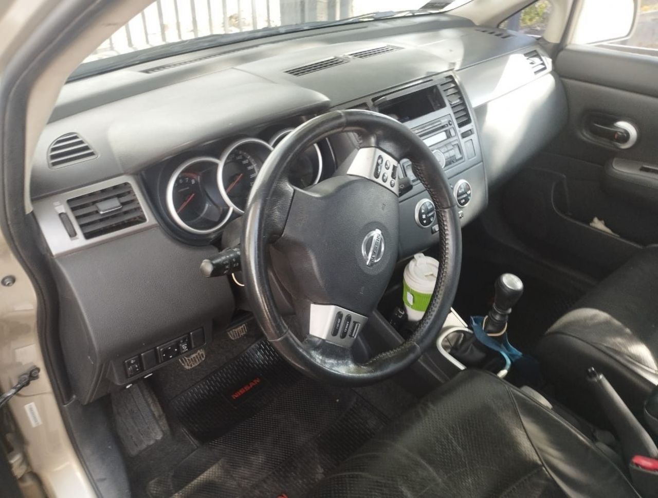 Nissan Tiida Usado en Mendoza, deRuedas