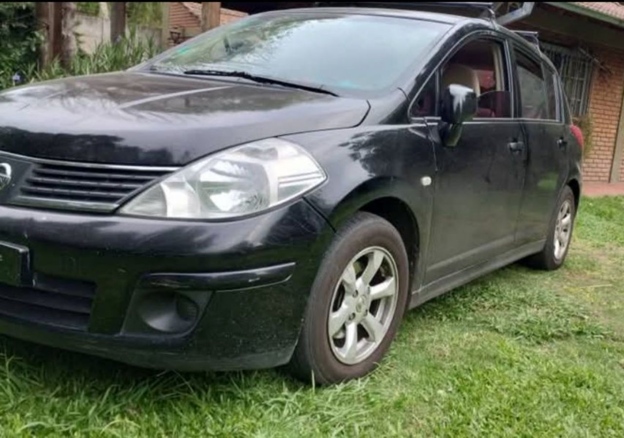 Nissan Tiida Usado en Buenos Aires, deRuedas